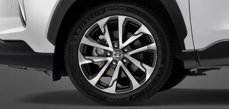 Ngoai-that-corolla-cross-2
