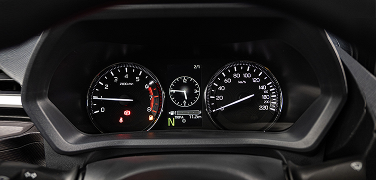 Noi-that-toyota-avanza-6