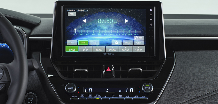 Noi-that-toyota-corolla-altis-3