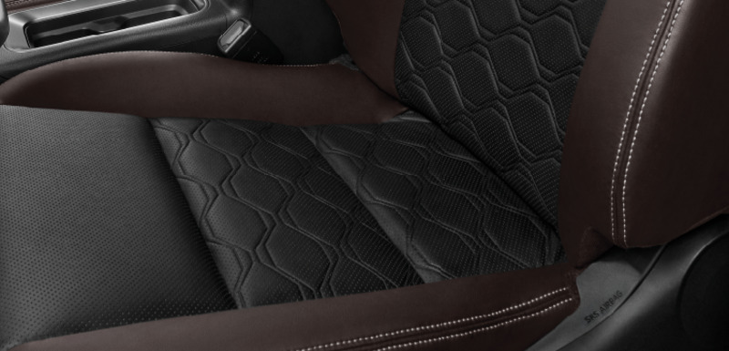Noi-that-toyota-innova-cross-8