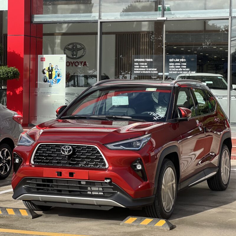 **Toyota Yaris Cross HEV - Giá, Ưu Đãi & Đăng Ký Lái Thử tại Toyota Bình Phước**