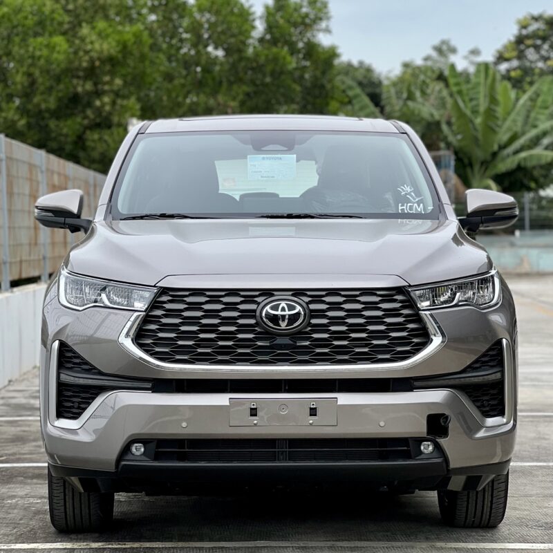 **Toyota Innova Cross HEV - Chính Thức Ra Mắt tại Toyota Bình Phước**