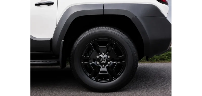 NGOAI-THAT-TOYOTA-LAND-CRUISER-FJ-2