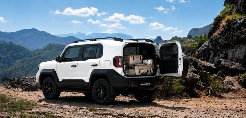 NGOAI-THAT-TOYOTA-LAND-CRUISER-FJ-4